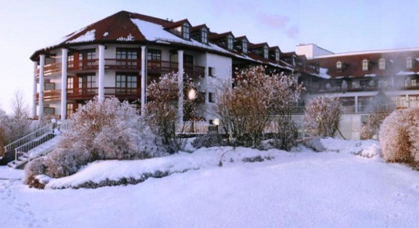 Hotel Furstenhof - Wellness- Und Golfhotel Bad Griesbach im Rottal Esterno foto